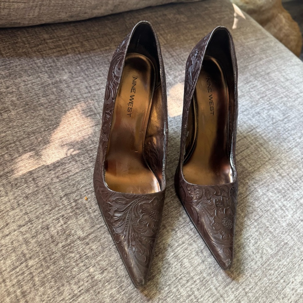 Nine West Dark Brown Embossed Pointed-Toe Pumps